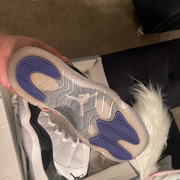 Jordan 11s - Picture 4 of 4